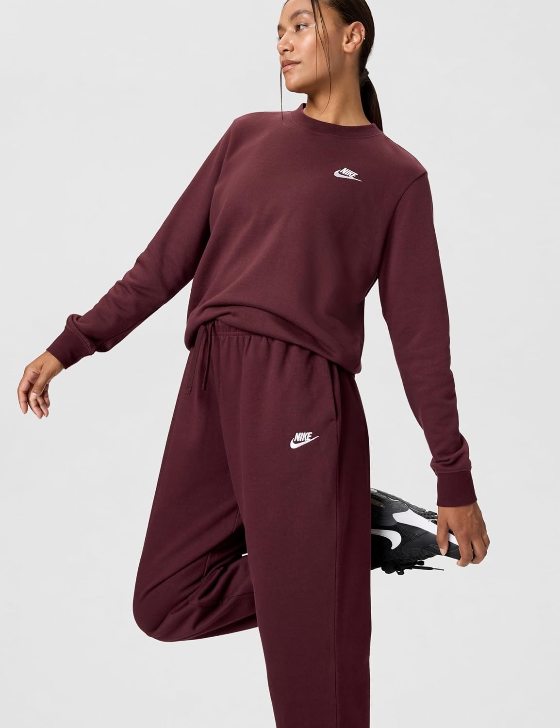 image:imageNike Womens Sportswear Club Fleece MidRise Oversized SweatpantsBurgundy CrushWhite