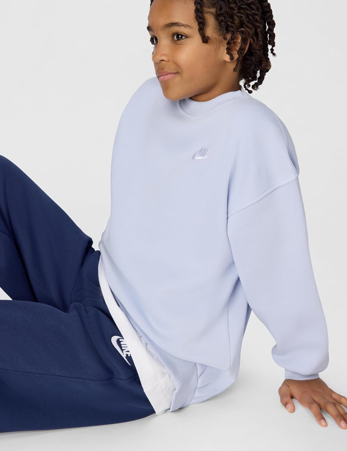 image:imageNike Unisex Big Kids Sportswear Club Fleece Oversized Sweatshirt Boys and GirlsGhostGhostWhite