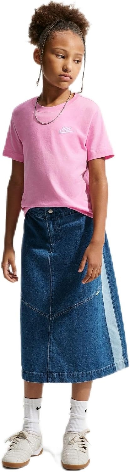 image:imageNike Unisex Big Kids Sportswear Club TShirt Boys and GirlsPink Rise