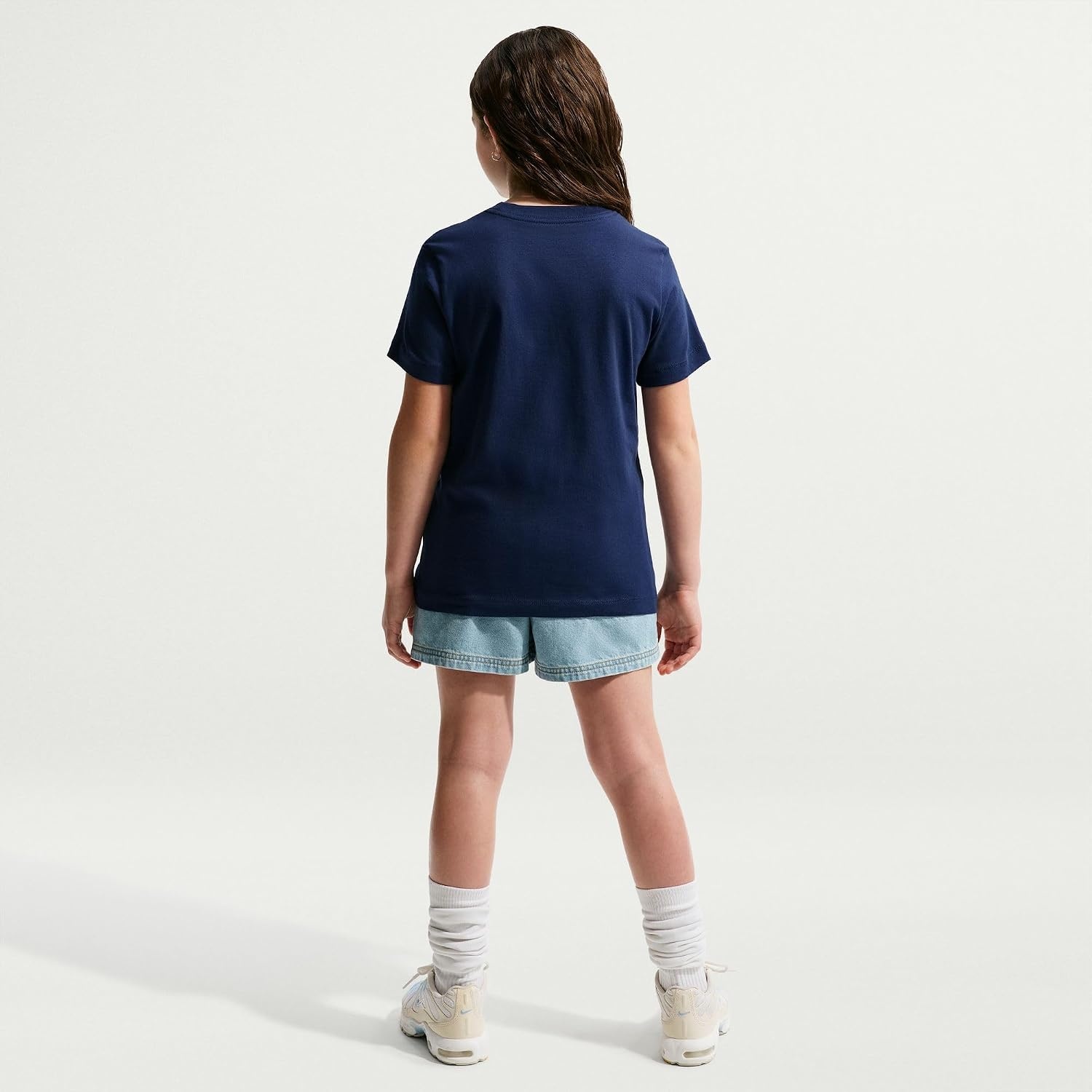 image:imageNike Unisex Big Kids Sportswear Club World Cup TShirt Boys and GirlsNorway Blue Void