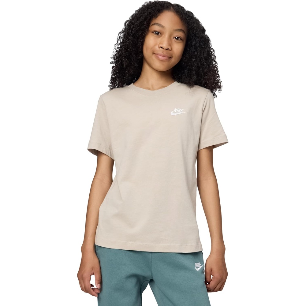 image:imageNike Unisex Big Kids Sportswear Club TShirt  Boys and GirlsCream Light