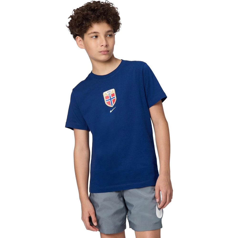 image:imageNike Unisex Big Kids Sportswear Club World Cup TShirt Boys and GirlsNorway Blue Void