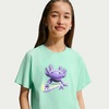 Nike Girls’ Sportswear Boxy Bear T-Shirt(Arctic Green/(Photo))
