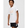 Nike Unisex Big Kids’ Sportswear Club Multi Sport T-Shirt – Boys and Girls(White)