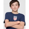 Nike Unisex Big Kids’ Sportswear Club World Cup T-Shirt – Boys and Girls((Usa) Midnight Navy)