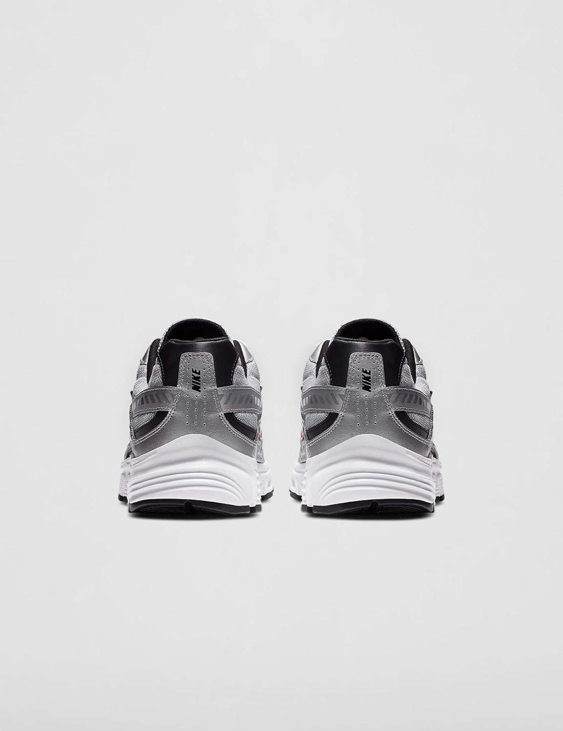 image:imageNike Mens Initiator ShoesMetallic SilverBlackWhite