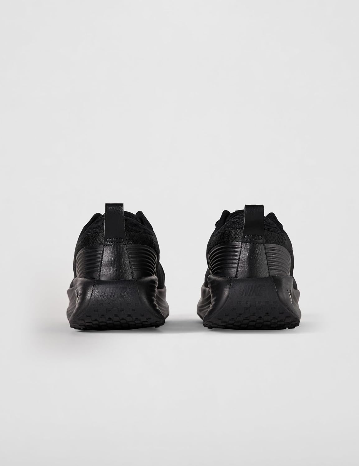 image:imageNike Mens Promina Walking ShoesBlackDark Smoke Grey