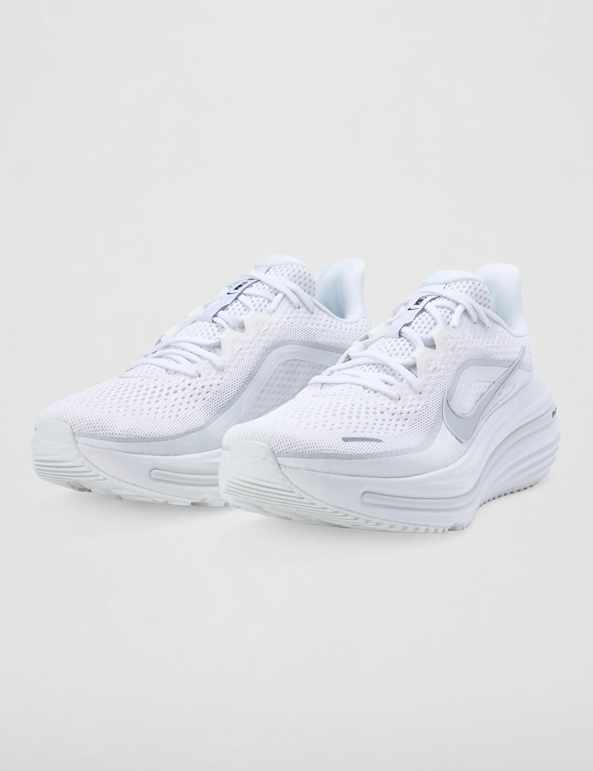 image:imageNike Mens Winflo 12 Road Running ShoesWhiteMetallic SilverSummit White