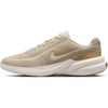 Nike Men’s Uplift SC Shoes(Desert Khaki/Light Khaki-sail-filbert)