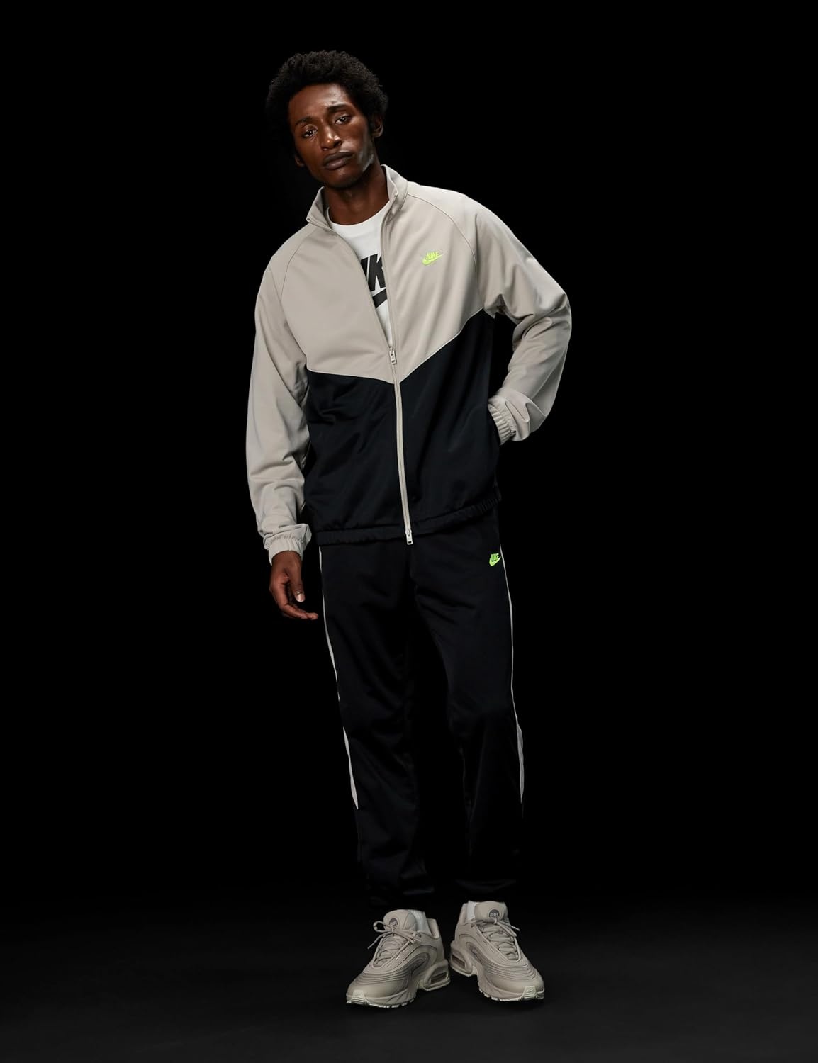 image:imageNike Mens Windrunner TracksuitBlackMoon ParticleVolt