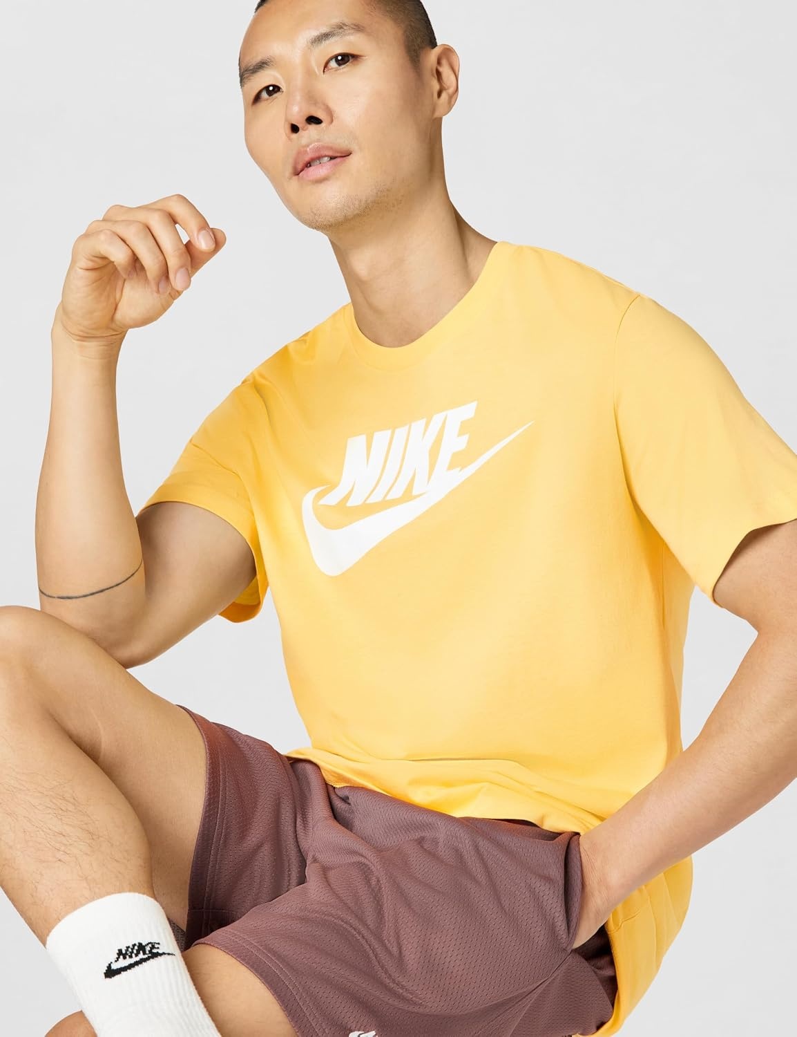 image:imageNike Mens Logo Sportswear TShirtTopaz Gold
