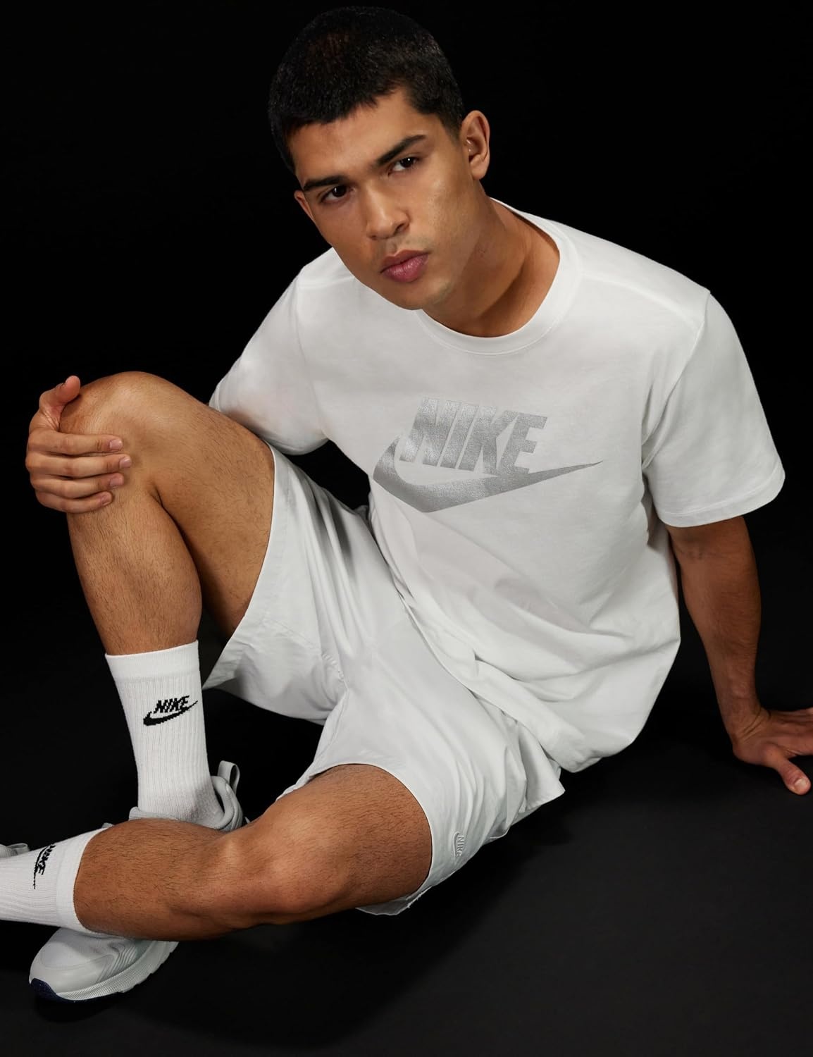 image:imageNike Mens Logo Sportswear TShirtWhiteMetallic Silver