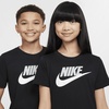 Nike Unisex Big Kids’ Sportswear Club T-Shirt (Large Swoosh Logo) – Boys and Girls(Black)