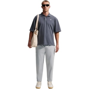 Nike Men’s Club Woven Tapered Pants(Light Smoke Grey/White)