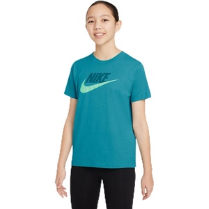 Nike Unisex Big Kids’ Sportswear Club T-Shirt (Large Swoosh Logo) – Boys and Girls(Energy/Bright Spruce/Arctic Green)