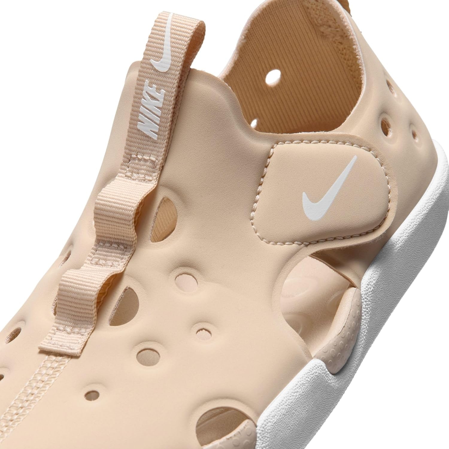image:imageNike Unisex Kids Sunray Protect 4 Sandals Boys Girls Toddlers amp Baby ShoesSanddriftWhite