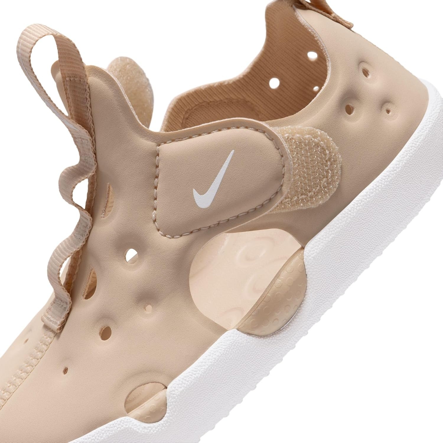 image:imageNike Unisex Kids Sunray Protect 4 Sandals Boys Girls Toddlers amp Baby ShoesSanddriftWhite