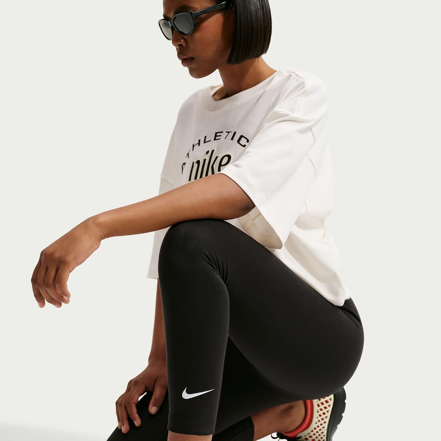 image:imageNike Womens Sportswear Classic HighWaisted 78 LeggingsBlackWhite