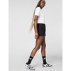 Nike Women’s Sportswear Essential Cropped Logo T-Shirt(White/Black)
