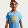 Nike Big Kids’ Sportswear Club Graphic T-Shirt Large Swoosh – Boys Girls(Football Blue/(Alien))