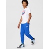 Nike Big Kids’ Sportswear Club Graphic T-Shirt Large Swoosh – Boys Girls(White/(3d))