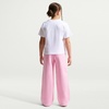 Nike Girls’ Sportswear Boxy Bear T-Shirt(White/(Aop))