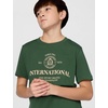 Nike Unisex Big Kids’ Sportswear Club Rules T-Shirt – Boys and Girls(Fir)