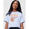 Nike Girls’ Sportswear Club Modern Script Boyfriend T-Shirt(Ghost)