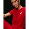 Nike Women’s Sportswear Club Essentials T-Shirt(University Red)