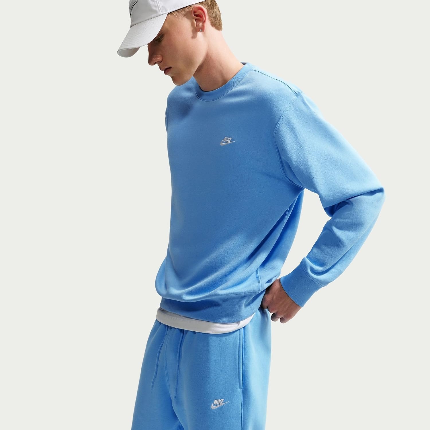 image:imageNike Mens Club JoggersFootball BlueFootball BlueWhite