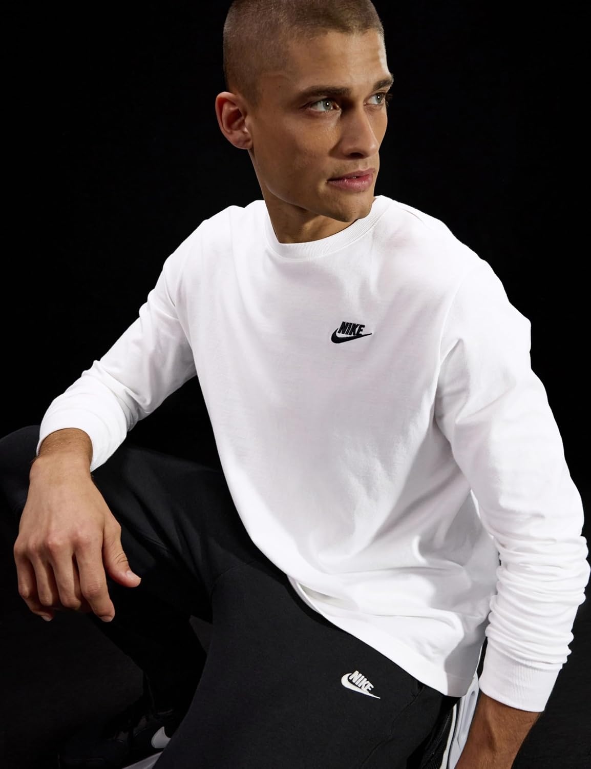 image:imageNike Mens Sportswear Club LongSleeve TShirtWhiteBlack
