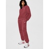 Nike Women’s Studio Fleece Mid-Rise Cuff Sweatpants(Pink Smoke/Sail)