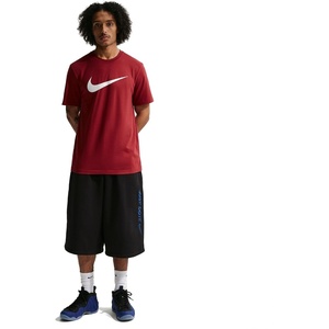 Nike Men’s Swoosh Sportswear T-Shirt(Team Crimson)