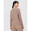 Nike Women’s Sportswear Club Long-Sleeve T-Shirt(Mink Brown)