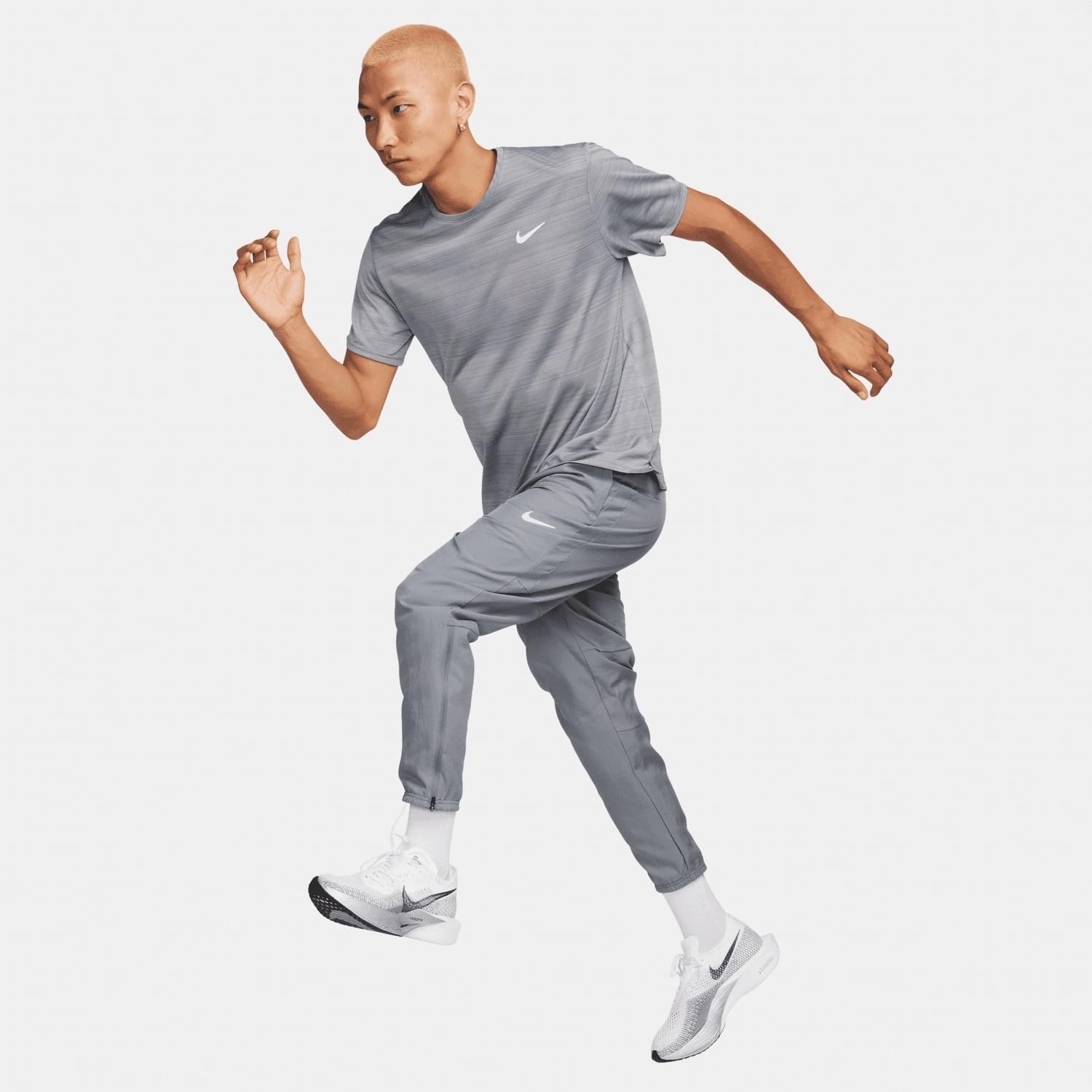 image:imageNike Mens Challenger DriFIT Woven Running PantsSmoke GreyBlackReflective Silver